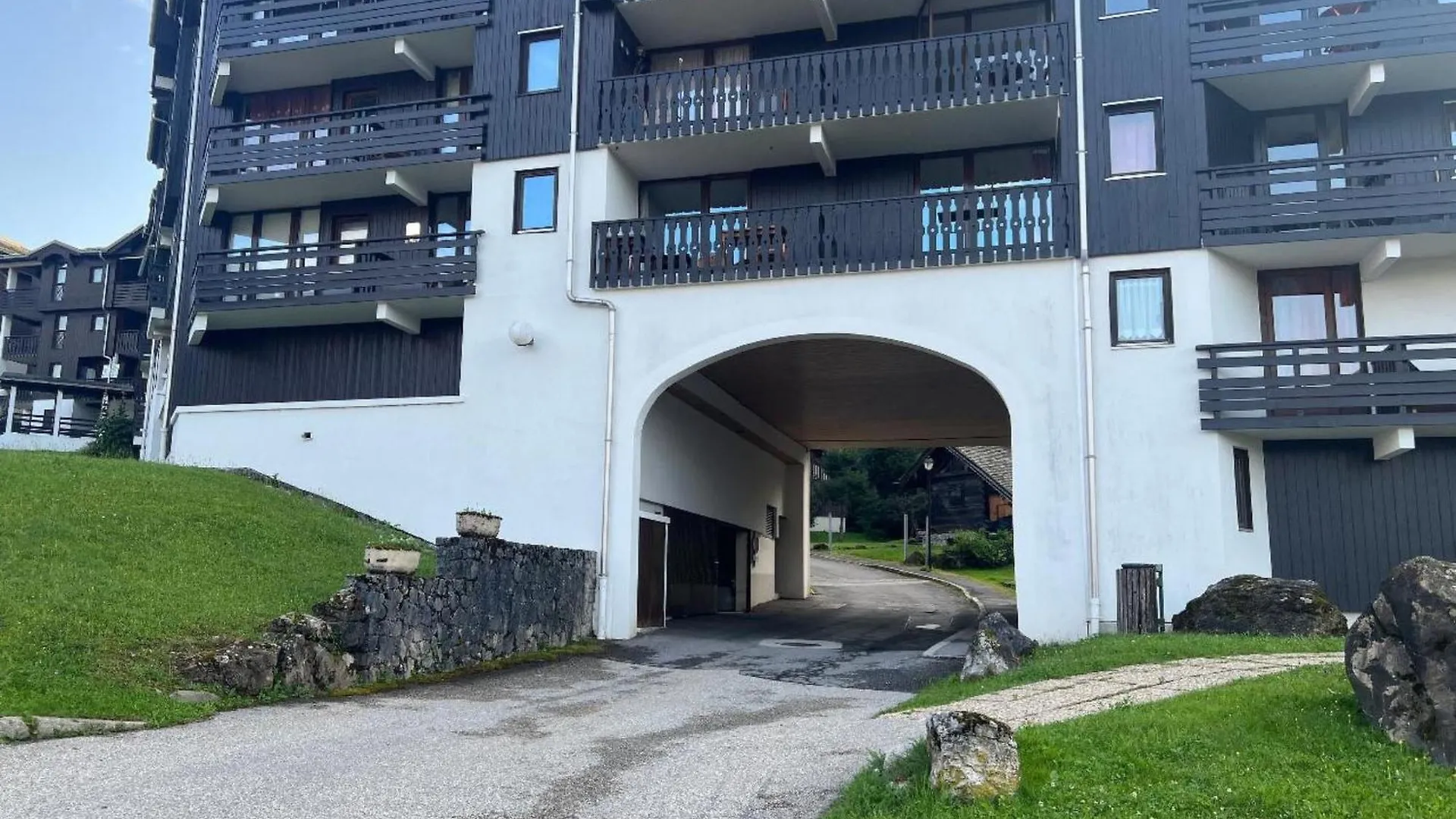 Apartment Grand Morillon By Interhome